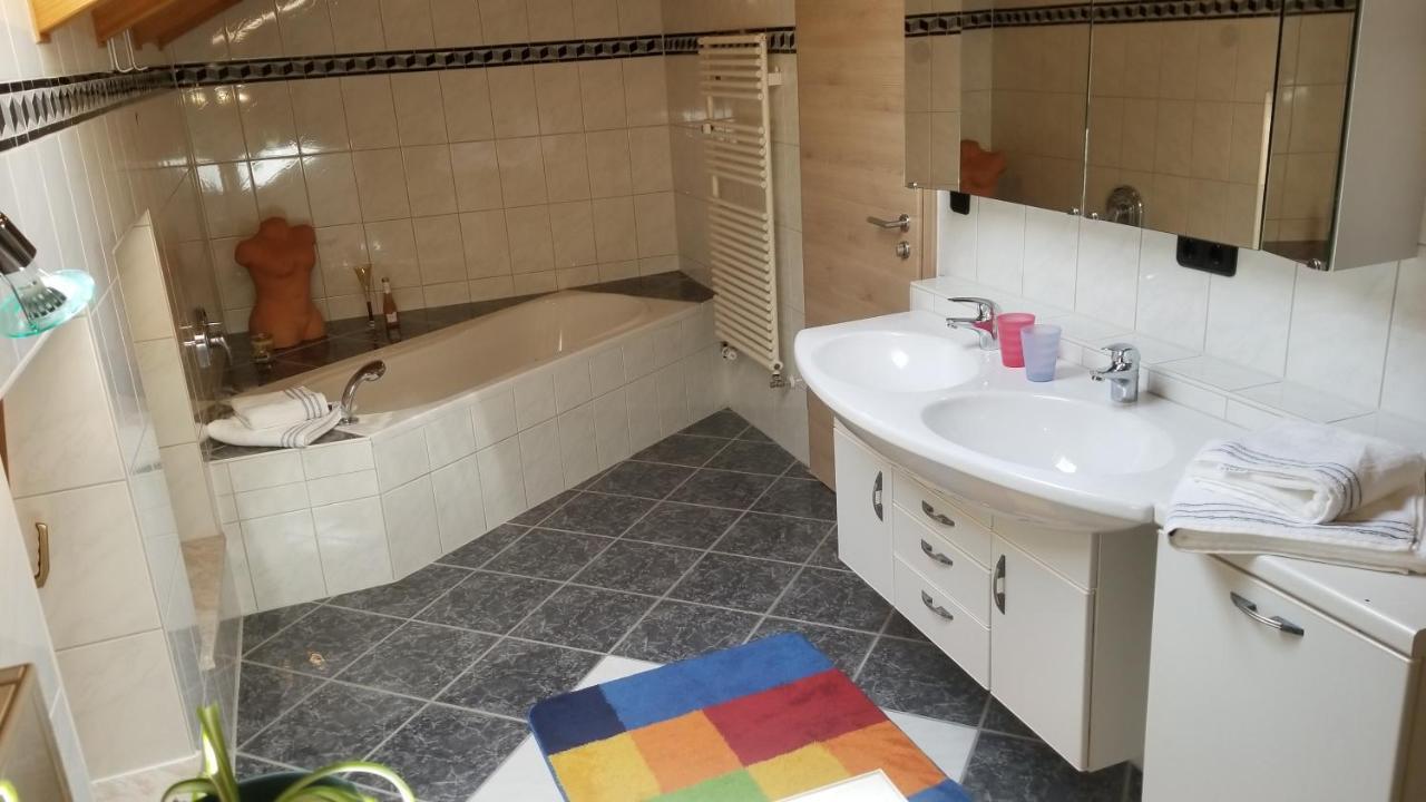 Exclusiv - Ferienwohnung Hinterreiter Ainring Bagian luar foto